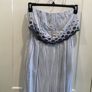 Jessica Simpson L Blue & White Strapless Romper Embroidered Detail Defect